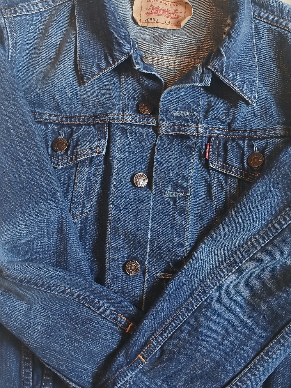 Vintage Levi's Blue Denim Jacket with Button Front Size S